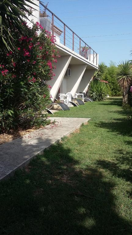 Appart'Hotel Et Chambres Essentiel Spa Αρλ Εξωτερικό φωτογραφία