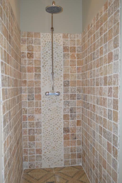 Appart'Hotel Et Chambres Essentiel Spa Αρλ Δωμάτιο φωτογραφία