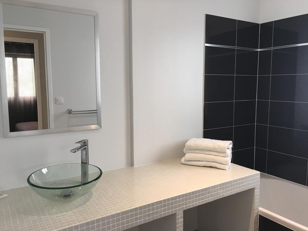 Appart'Hotel Et Chambres Essentiel Spa Αρλ Εξωτερικό φωτογραφία