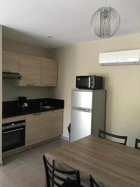 Appart'Hotel Et Chambres Essentiel Spa Αρλ Εξωτερικό φωτογραφία