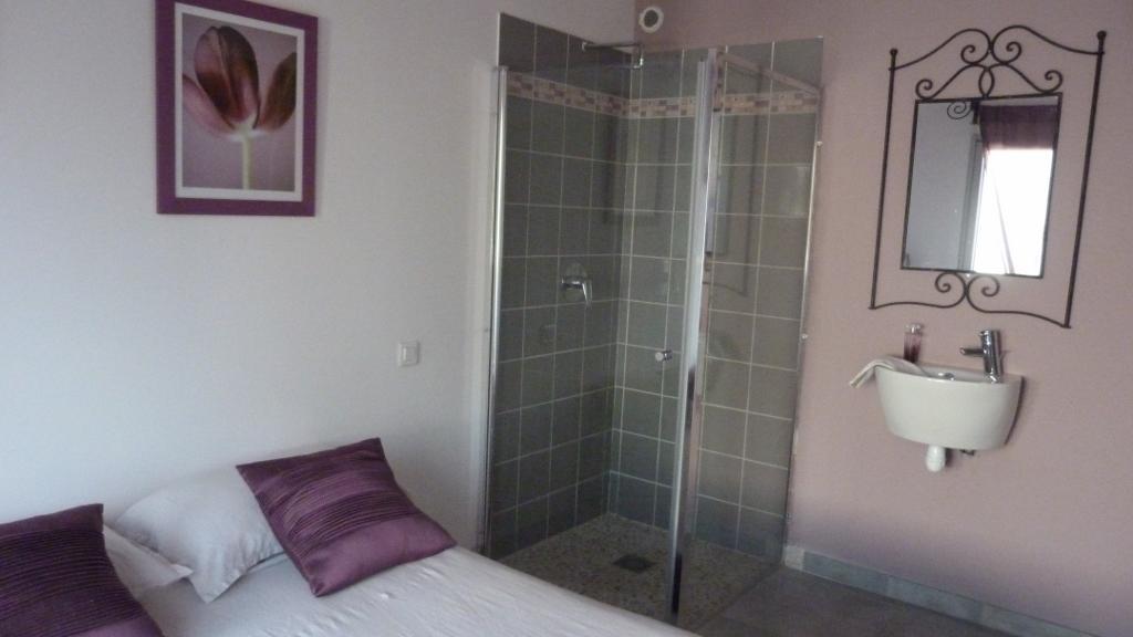 Appart'Hotel Et Chambres Essentiel Spa Αρλ Δωμάτιο φωτογραφία