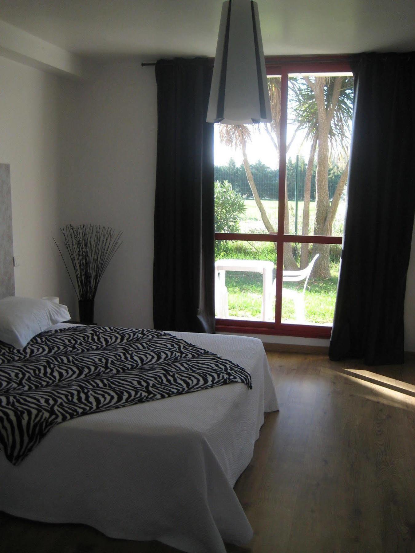 Appart'Hotel Et Chambres Essentiel Spa Αρλ Εξωτερικό φωτογραφία